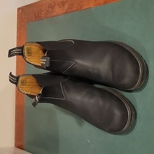 Blundstone 550 boots